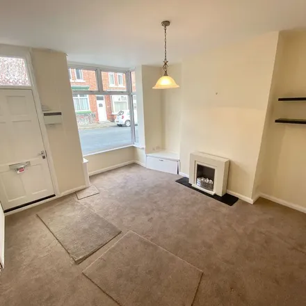 Rent this 2 bed apartment on Brinkburn Pizza in 2 Harrison Terrace, Darlington