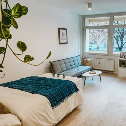 Rent this 1 bed apartment on Reuterstraße 28 in 12047 Berlin, Germany