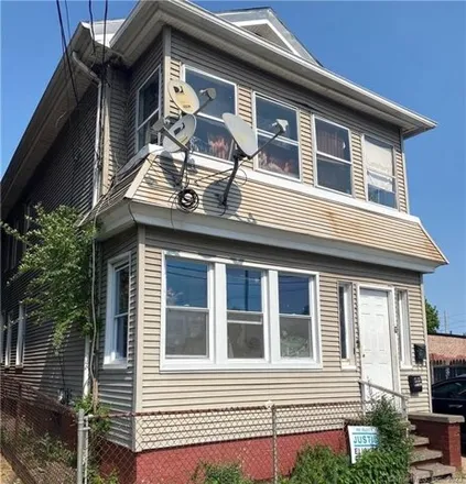Buy this 4 bed house on 9 White Street in New Haven, CT 06519