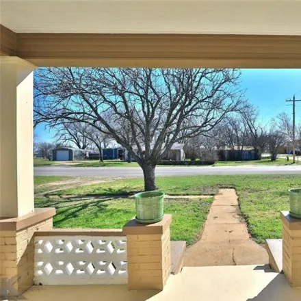 Buy this 3 bed house on 124 Northwest Ninth Street in Cross Plains, Callahan County