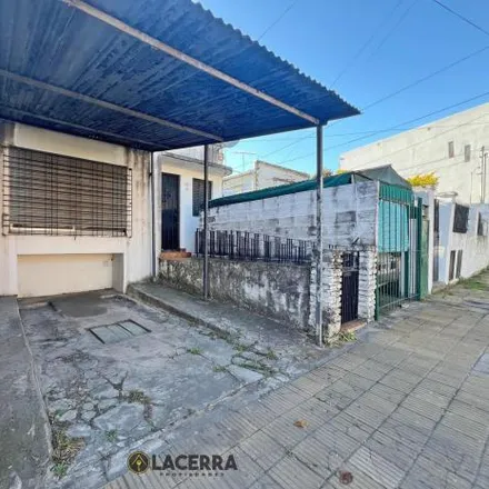 Buy this 1 bed house on 65 - Independencia 6377 in Villa Godoy Cruz, José León Suárez