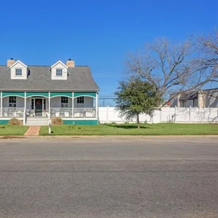 Buy this 4 bed house on 819 East Hempstead Street in Giddings, TX 78942