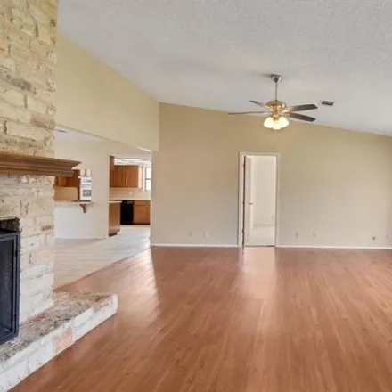 Image 3 - 1165 Parker Circle, Georgetown, TX 78628, USA - House for sale