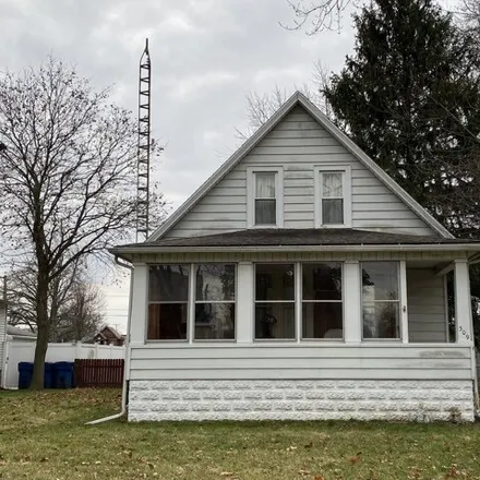 Buy this 2 bed house on 357 East South Street in Dwight, Livingston County
