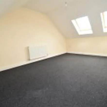 Image 5 - Gorton Road, Stockport, SK5 6RS, United Kingdom - Apartment for rent