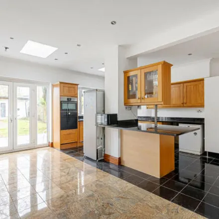 Image 2 - Murray Avenue, Widmore Green, London, BR1 3DQ, United Kingdom - Townhouse for sale