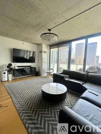 Rent this 1 bed condo on 659 West Randolph Street