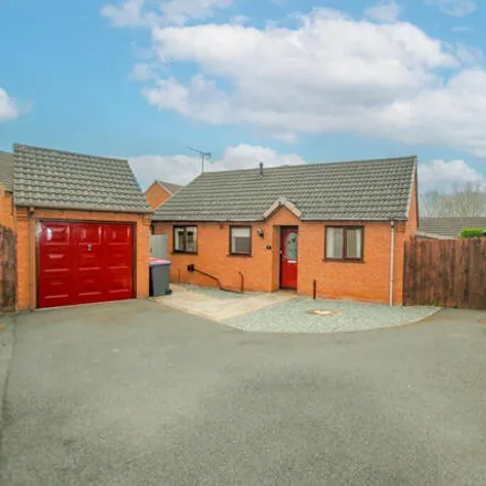 Buy this 2 bed house on Campion Drive in Telford and Wrekin, TF2 7RH