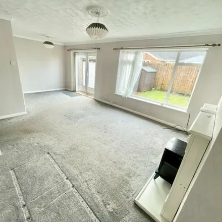 Image 2 - Forest Drive, Middlesbrough, TS7 9HX, United Kingdom - Duplex for sale