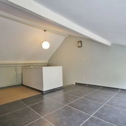 Image 9 - Sint-Gangulfusplein 14, 3800 Sint-Truiden, Belgium - Apartment for rent