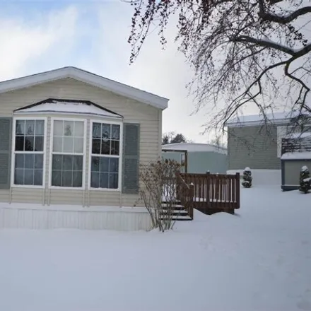 Buy this 2 bed house on 5 Meadow Lane in Boyne City, Charlevoix County