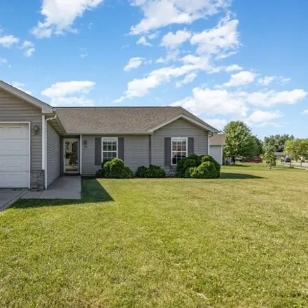 Buy this 3 bed house on 370 S Boo Rd in Burns Harbor, Indiana