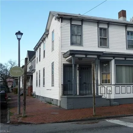 Buy this studio house on 426 London Street in Portsmouth, VA 23704