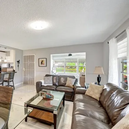 Image 7 - 1349 High Point Way Southeast, Delray Beach, FL 33445, USA - Condo for rent