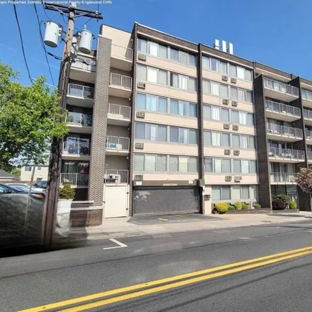 Rent this 1 bed condo on Anderson Avenue in Grantwood, Cliffside Park