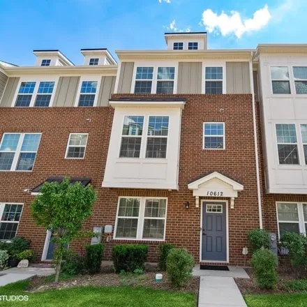 Buy this 3 bed townhouse on unnamed road in Blue Island, IL 60406