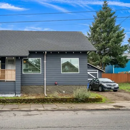 Buy this 2 bed house on 6916 Southeast Woodstock Boulevard in Portland, OR 97206