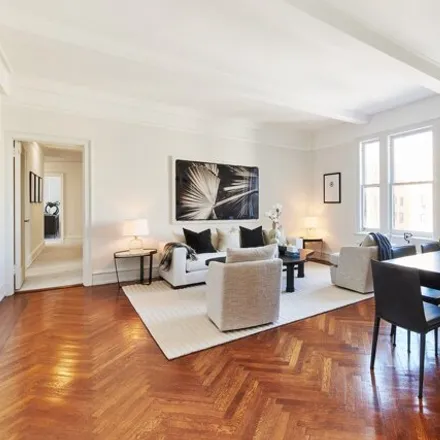 Buy this studio apartment on 1050 Park Avenue in New York, NY 10028