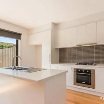 Rent this 3 bed townhouse on Plymouth Avenue in Pascoe Vale VIC 3044, Australia