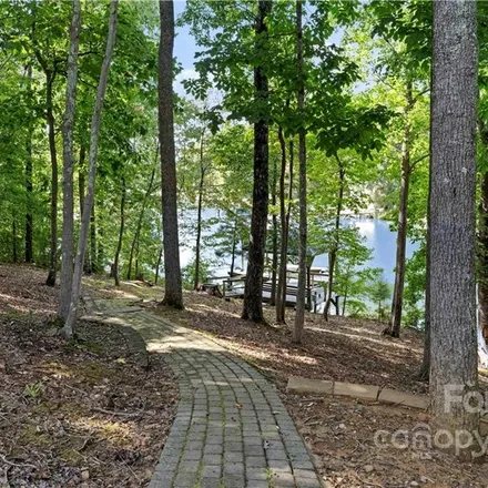 Image 9 - 114 Nautical Point Court, Mooresville, NC 28117, USA - Loft for sale