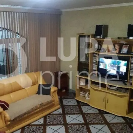Buy this 3 bed house on Rua Diva Rodrigues De Oliveira in 13, Rua Diva Rodrigues de Oliveira