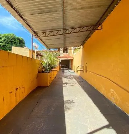 Buy this 3 bed house on Rua Caetés in Vila Casoni, Londrina - PR