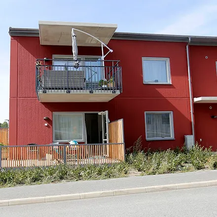 Rent this 3 bed apartment on Sköntorpsvägen 27 in 120 51 Stockholm, Sweden