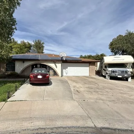 Rent this 4 bed house on 12631 North 46th Drive in Glendale, AZ 85304