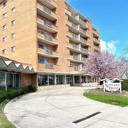 Buy this 2 bed condo on Lakewood Board of Education in Victoria Avenue, Lakewood