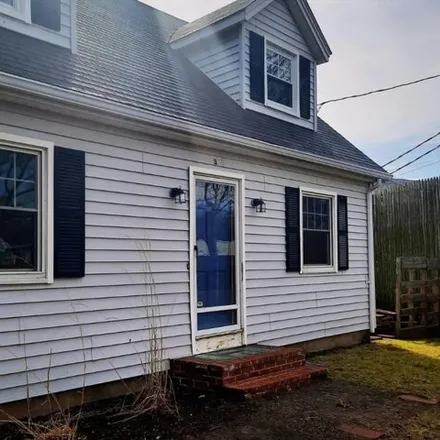 Rent this 3 bed house on 3 Chippewa Drive in Indian Heights, Wareham