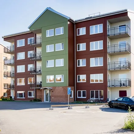 Rent this 3 bed apartment on Visgatan in 703 52 Örebro, Sweden