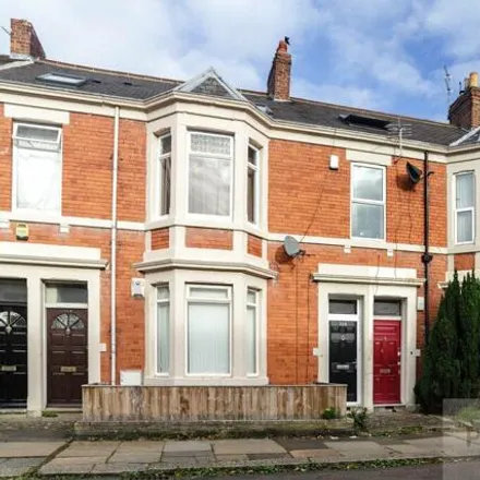 Rent this 5 bed room on Glenthorn Road in Newcastle upon Tyne, NE2 3HJ