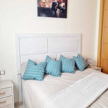 Rent this 2 bed apartment on Puerto de la Duquesa (N-340) in Entrada, 29692 San Luis de Sabinillas