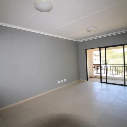 Image 2 - 2 Myrtle Road, Johannesburg Ward 94, Randburg, 2191, South Africa - Apartment for rent