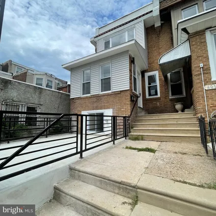 Rent this 2 bed townhouse on Belmont Charter School in Brown Street, Philadelphia