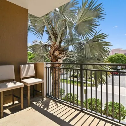 Image 2 - 616 Clearwater Park Rd Apt 209, West Palm Beach, Florida, 33401 - Condo for sale