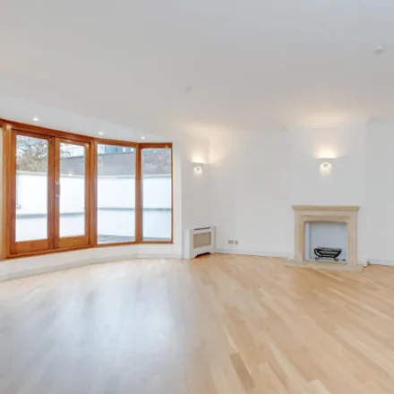 Image 2 - 17 Grove End Road, London, NW8 9HL, United Kingdom - House for rent