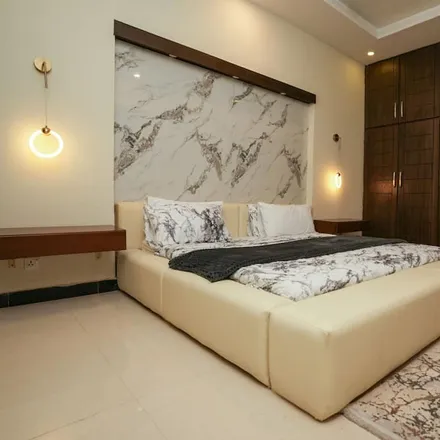 Rent this 2 bed house on Shahzad Been in British Home, Peer Wadai