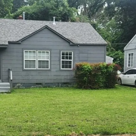 Buy this 3 bed house on 3321 Henry Avenue in Memphis, TN 38122