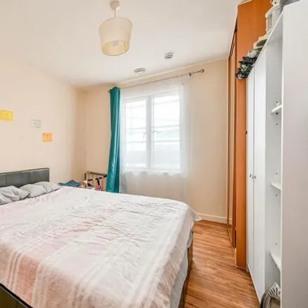 Image 6 - 26 Kirchen Road, London, W13 0TY, United Kingdom - Apartment for sale