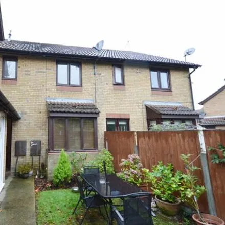 Buy this 1 bed townhouse on Caversham Avenue in Shoeburyness, SS3 8TX