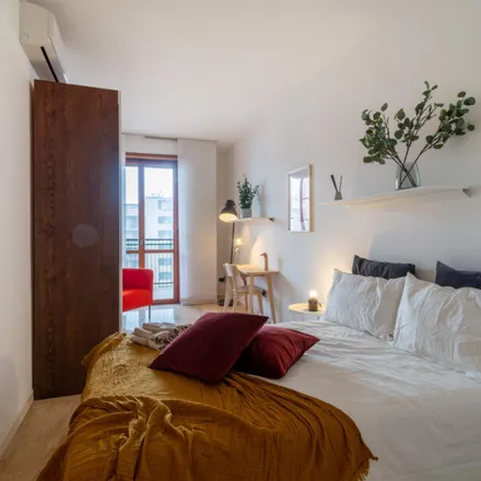 Image 1 - Viale Bacchiglione, 21, 20139 Milan MI, Italy - Room for rent