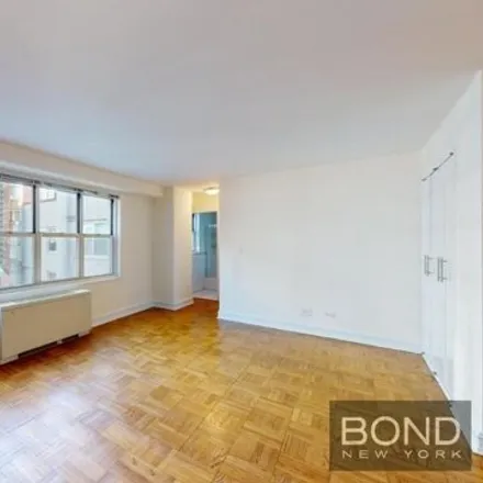 Image 2 - 888 8th Avenue, New York, NY 10019, USA - Apartment for rent