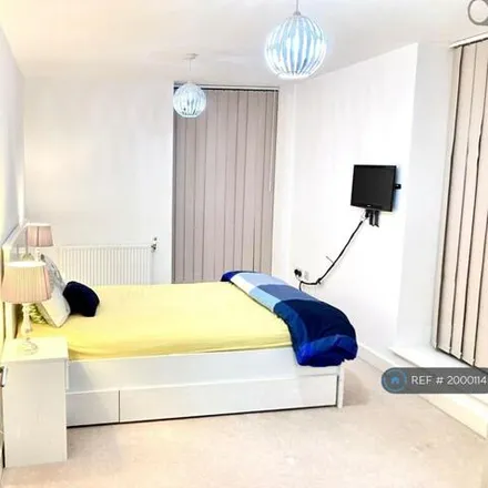 Image 5 - Connaught Heights, Booth Road, London, E16 2FT, United Kingdom - Apartment for rent