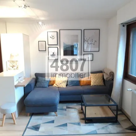 Rent this 2 bed apartment on Avenue des Thézières in 74440 Taninges, France