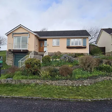 Rent this 3 bed house on Quarry Close in Northam, EX39 3RA