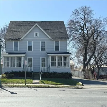 Buy this 6 bed house on 146 East Main Street in City of Watertown, NY 13601