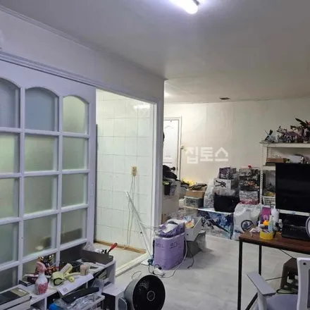 Image 2 - 서울특별시 강남구 대치동 930-29 - Apartment for rent
