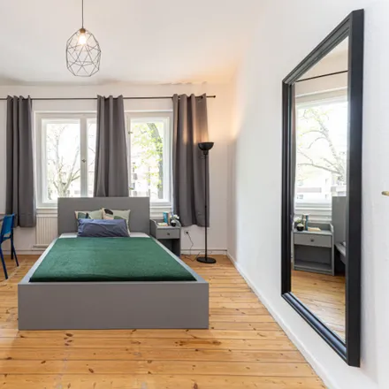 Rent this 1 bed apartment on Lauterberger Straße 40 in 12347 Berlin, Germany