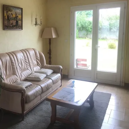 Rent this 3 bed house on 22310 Plestin-les-Grèves